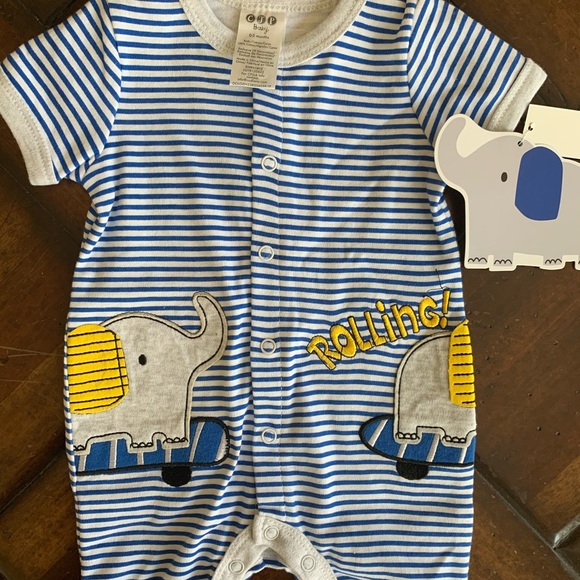 NWT Bundle 3 piece romper set 0-3 month - Picture 5 of 10